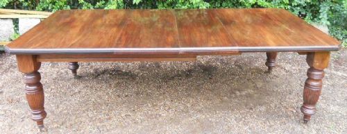 Edwardian Walnut Extending Dining Table to Seat Ten