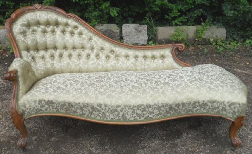 Victorian Walnut Framed Upholstered Settee