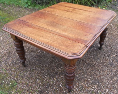 fig 1. Edwardian Oak Extending Dining Table to Seat Ten People
