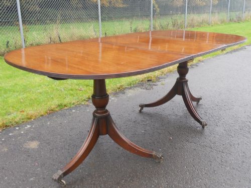 Georgian Style Mahogany Extending Dining Table to Seat Ten