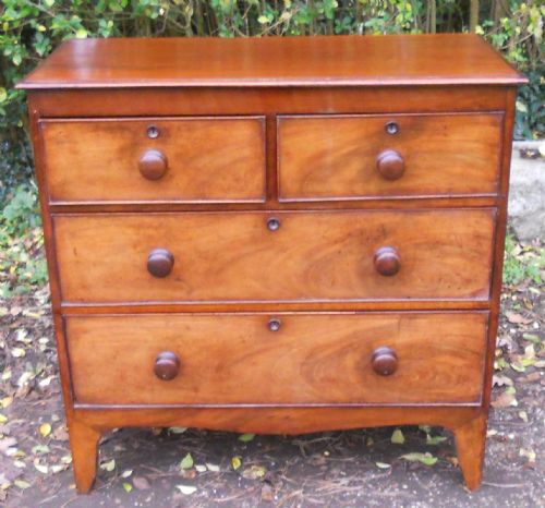 Georgian Small Mahogany Chest of Drawers