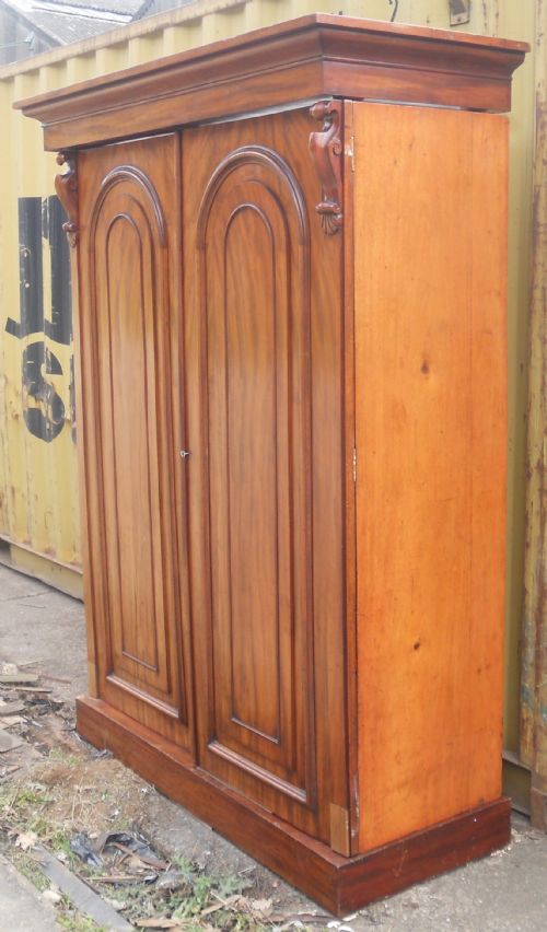 VICTORIAN MAHOGANY TWO DOOR FITTED WARDROBE - ADDITIONAL PHOTO 2