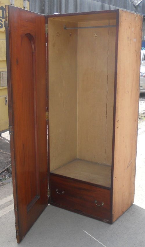 VICTORIAN MAHOGANY TWO DOOR FITTED WARDROBE - ADDITIONAL PHOTO 7