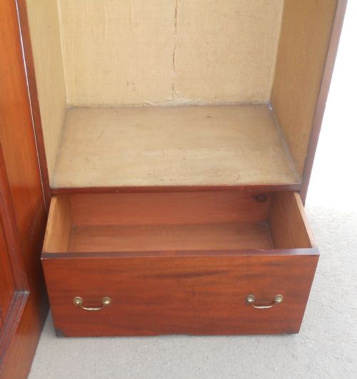 VICTORIAN MAHOGANY TWO DOOR FITTED WARDROBE - ADDITIONAL PHOTO 8