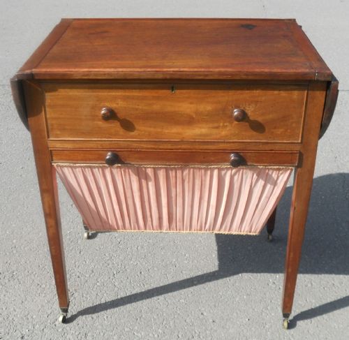 GEORGIAN MAHOGANY WORK TABLE - ADDITIONAL PHOTO 2