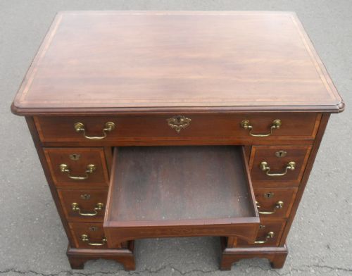 GEORGIAN SMALL INLAID MAHOGANY WRITING DESK - ADDITIONAL PHOTO 8
