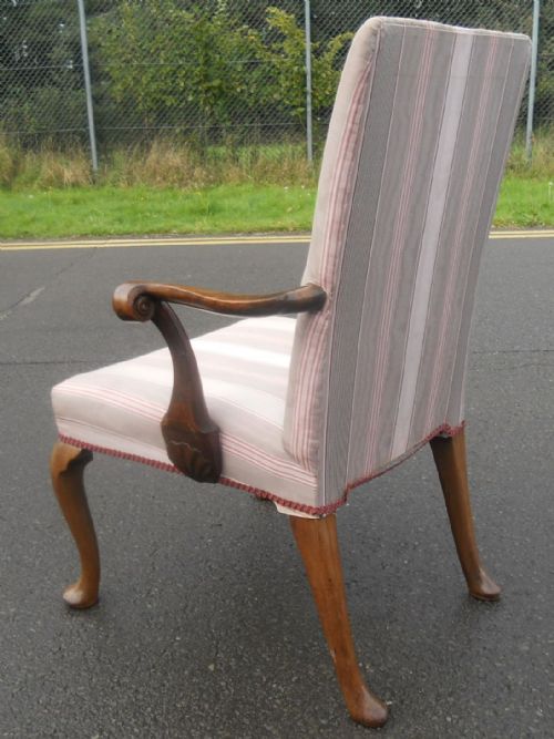 GEORGIAN STYLE WALNUT LIBRARY ARMCHAIR - ADDITIONAL PHOTO 2