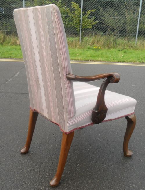 GEORGIAN STYLE WALNUT LIBRARY ARMCHAIR - ADDITIONAL PHOTO 4