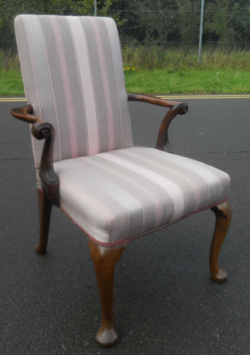 GEORGIAN STYLE WALNUT LIBRARY ARMCHAIR - ADDITIONAL PHOTO 6