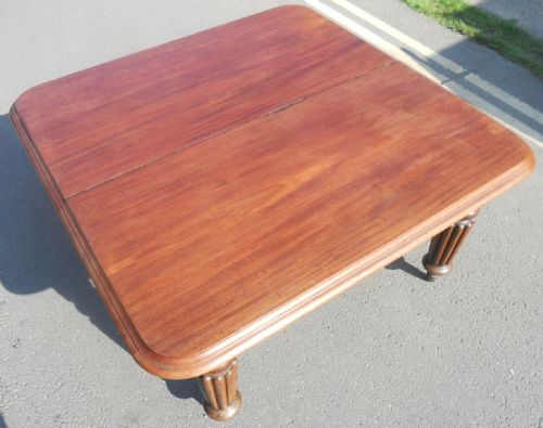 WILLIAM IV LARGE MAHOGANY EXTENDING DINING TABLE UNRESTORED - ADDITIONAL PHOTO 9