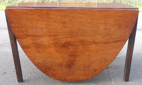 GEORGIAN MAHOGANY DROPLEAF DINING TABLE TO SEAT EIGHT - ADDITIONAL PHOTO 2