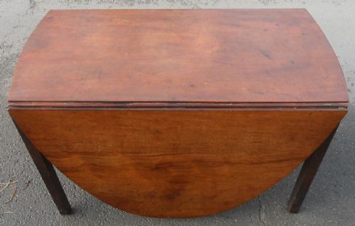 GEORGIAN MAHOGANY DROPLEAF DINING TABLE TO SEAT EIGHT - ADDITIONAL PHOTO 3