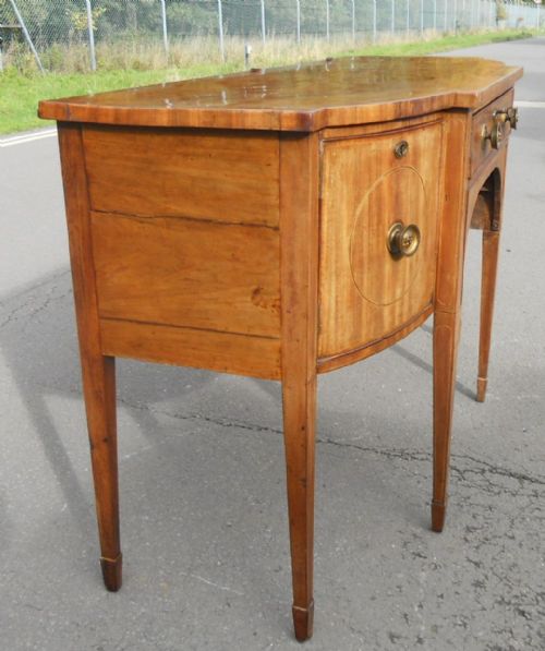 GEORGIAN LARGE MAHOGANY SIDEBOARD - ADDITIONAL PHOTO 3