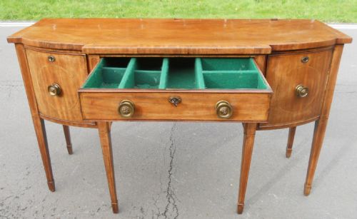 GEORGIAN LARGE MAHOGANY SIDEBOARD - ADDITIONAL PHOTO 10