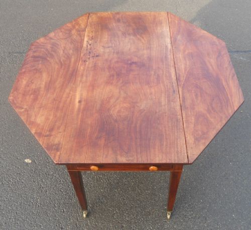 GEORGIAN MAHOGANY DROPLEAF PEMBROKE DINING TABLE - ADDITIONAL PHOTO 8
