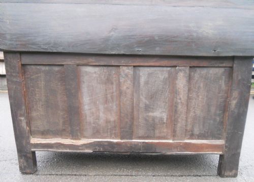 ANTIQUE LARGE OAK BLANKET CHEST - ADDITIONAL PHOTO 16