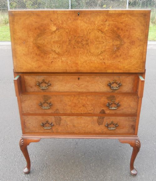 WALNUT WRITING BUREAU BY WARING GILLOW - ADDITIONAL PHOTO 3