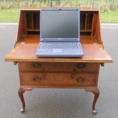 WALNUT WRITING BUREAU BY WARING GILLOW - ADDITIONAL PHOTO 8