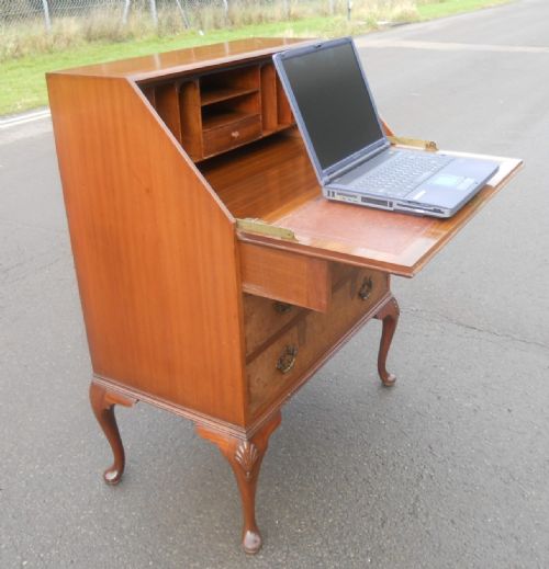 WALNUT WRITING BUREAU BY WARING GILLOW - ADDITIONAL PHOTO 10