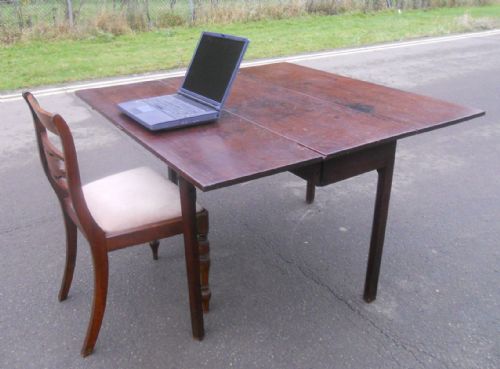 GEORGIAN MAHOGANY DROPLEAF DINING TABLE - ADDITIONAL PHOTO 13