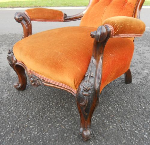 VICTORIAN WALNUT FRAMED ARMCHAIR - ADDITIONAL PHOTO 5