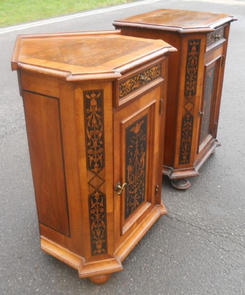 PAIR WALNUT SIDE CABINETS WITH MARQUETRY INLAY - ADDITIONAL PHOTO 4
