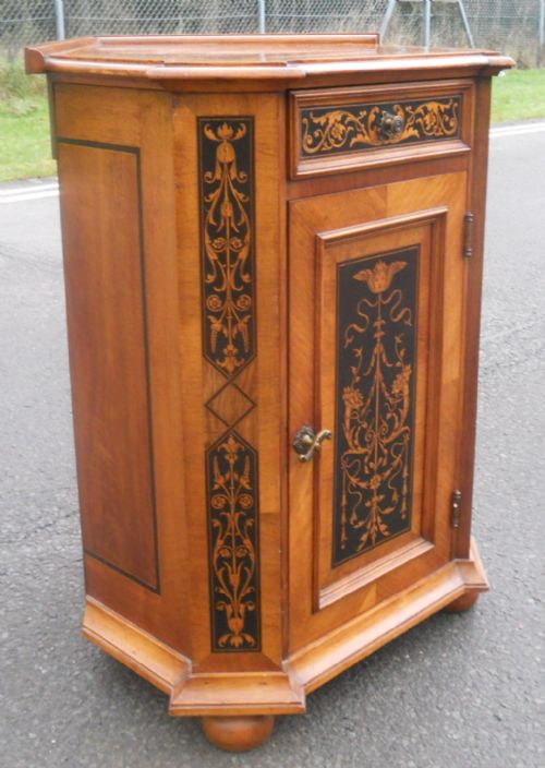 PAIR WALNUT SIDE CABINETS WITH MARQUETRY INLAY - ADDITIONAL PHOTO 6