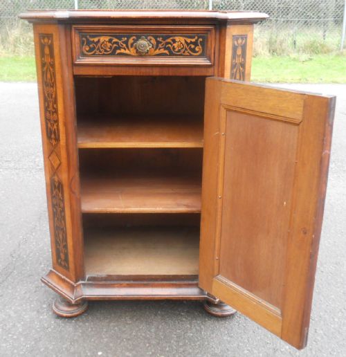PAIR WALNUT SIDE CABINETS WITH MARQUETRY INLAY - ADDITIONAL PHOTO 10