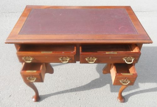 GEORGIAN STYLE LADIES MAHOGANY WRITING DESK - ADDITIONAL PHOTO 6