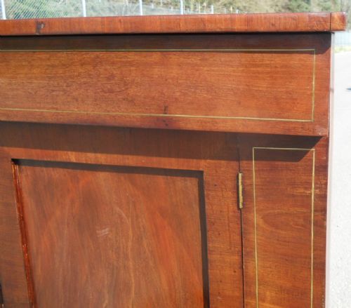 REGENCY MAHOGANY TWO DOOR CUPBOARD - ADDITIONAL PHOTO 6