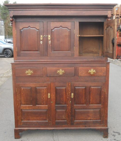 GEORGIAN OAK COURT CUPBOARD - ADDITIONAL PHOTO 8