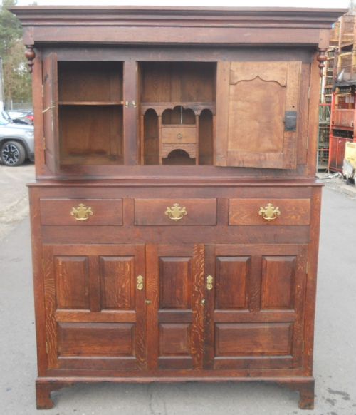 GEORGIAN OAK COURT CUPBOARD - ADDITIONAL PHOTO 9