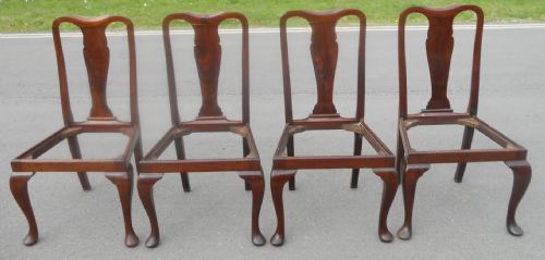 SET OF SIX QUEEN ANNE STYLE MAHOGANY DINING CHAIRS - ADDITIONAL PHOTO 8