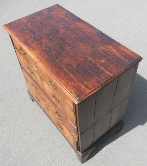 GEORGIAN WALNUT TWO PART CHEST OF DRAWERS - ADDITIONAL PHOTO 3