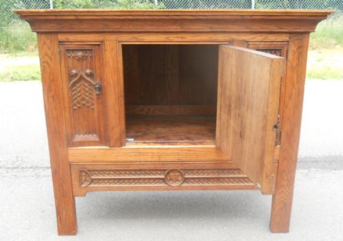 CARVED OAK HALL CUPBOARD - ADDITIONAL PHOTO 9