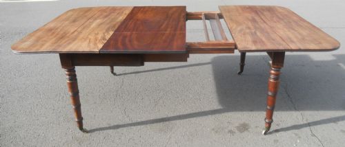 GEORGIAN MAHOGANY DROPLEAF EXTENDING DINING TABLE SEAT EIGHT - ADDITIONAL PHOTO 11