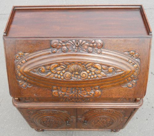 CARVED OAK WRITING BUREAU WITH MOVING INTERIOR - ADDITIONAL PHOTO 4