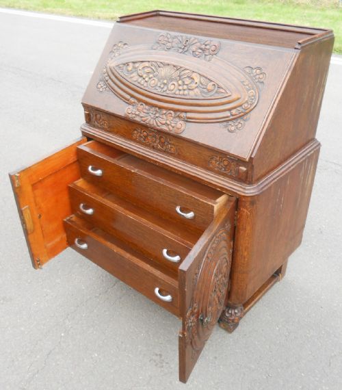 CARVED OAK WRITING BUREAU WITH MOVING INTERIOR - ADDITIONAL PHOTO 7
