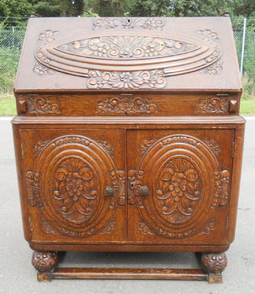CARVED OAK WRITING BUREAU WITH MOVING INTERIOR - ADDITIONAL PHOTO 12