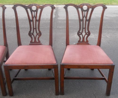 SET OF FOUR GEORGIAN STYLE MAHOGANY DINING CHAIRS - ADDITIONAL PHOTO 3