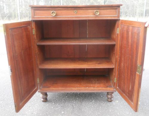 GEORGIAN MAHOGANY SIDE CUPBOARD - ADDITIONAL PHOTO 7