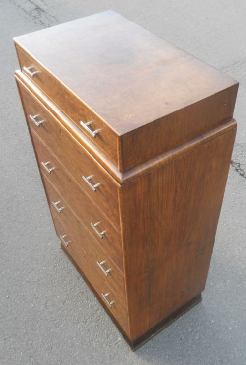 ART DECO WALNUT TALL CHEST OF DRAWERS - ADDITIONAL PHOTO 5