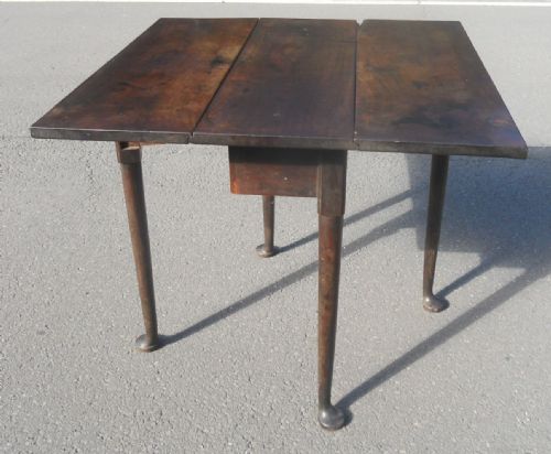 GEORGIAN SMALL MAHOGANY DROPLEAF DINING TABLE - ADDITIONAL PHOTO 1