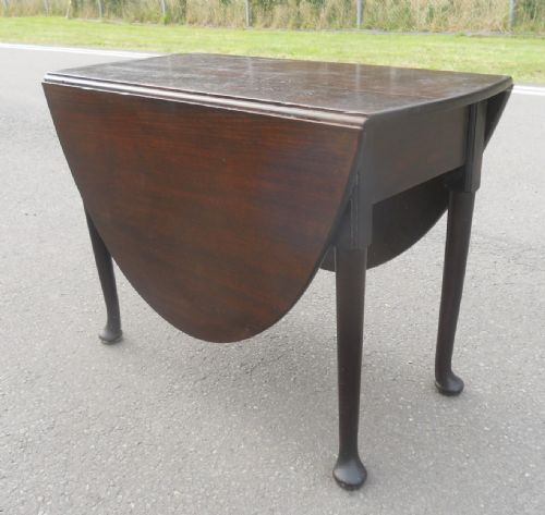 Georgian Oval Mahogany Dropleaf Dining Table
