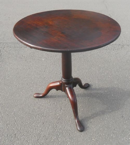 Georgian Mahogany Pedestal Tripod Table