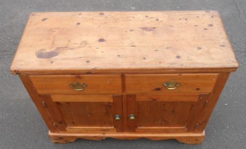 VICTORIAN TWO DOOR PINE CUPBOARD - ADDITIONAL PHOTO 2