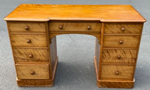 VICTORIAN SATIN BIRCH WRITING DESK