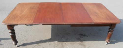 VICTORIAN MAHOGANY EXTENDING DINING TABLE TO SEAT TWELVE - ADDITIONAL PHOTO 2