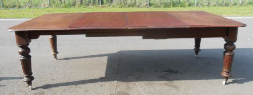 VICTORIAN MAHOGANY EXTENDING DINING TABLE TO SEAT TWELVE - ADDITIONAL PHOTO 4