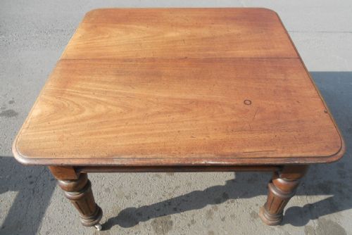 VICTORIAN MAHOGANY EXTENDING DINING TABLE TO SEAT TWELVE - ADDITIONAL PHOTO 6